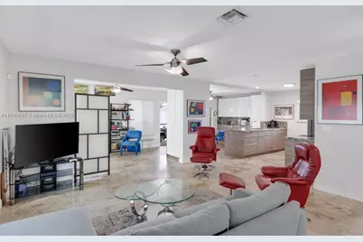 709 NW 7th St, Dania Beach, FL 33004 - Photo 5