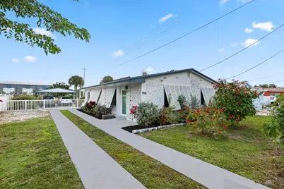 709 NW 7th St, Dania Beach, FL 33004 - Photo 1