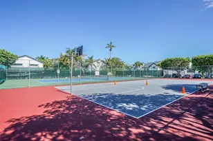 221 NE 212th St, Miami, FL 33179 - Photo 27