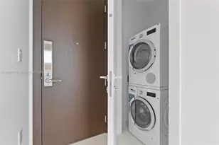 300 Biscayne Blvd Way, Miami, FL 33131 - Photo 29