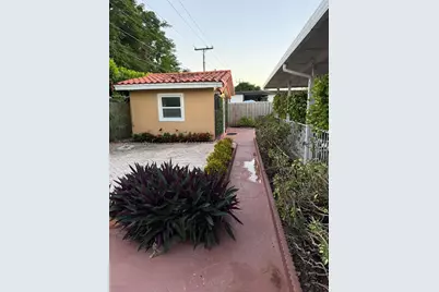 1901 SW 90th Ave, Miami, FL 33165 - Photo 53