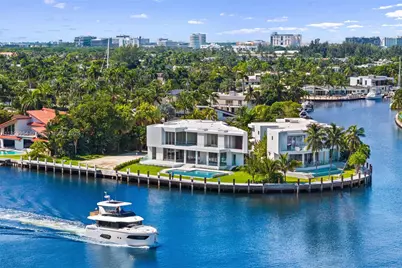 503 Palm Dr, Hallandale Beach, FL 33009 - Photo 1