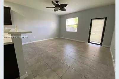 15415 SW 175th St, Miami, FL 33187 - Photo 5