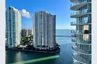 300 S Biscayne Blvd #2006, Miami, FL 33131 - Photo 1