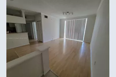 17150 N Bay Rd #2922, Sunny Isles Beach, FL 33160 - Photo 9