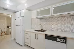 10185 Collins Ave, Bal Harbour, FL 33154 - Photo 9