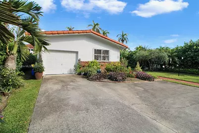 2711 Red Rd, Coral Gables, FL 33155 - Photo 9