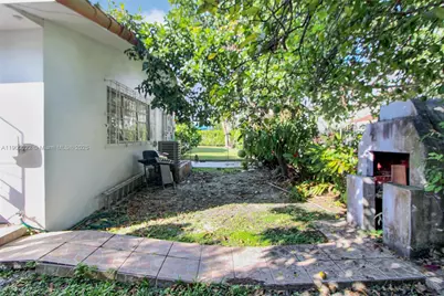 2711 Red Rd, Coral Gables, FL 33155 - Photo 15