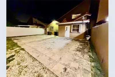 7821 SW 9th Ter, Miami, FL 33144 - Photo 7