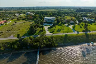 2827 S Indian River Dr, Fort Pierce, FL 34982 - Photo 57