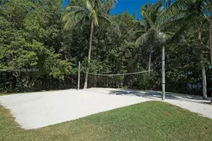 6223 Paradise Point Dr, Palmetto Bay, FL 33157 - Photo 77