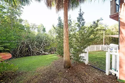 6223 Paradise Point Dr, Palmetto Bay, FL 33157 - Photo 17