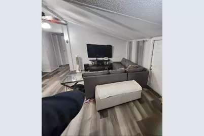 21640 NW 3rd St, Pembroke Pines, FL 33029 - Photo 9