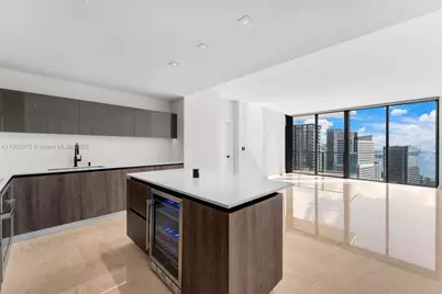 88 SW 7th St #3907, Miami, FL 33130 - Photo 1