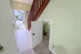 870 NE 212th Terrace, Miami, FL 33179 - Photo 15