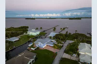 474 Peninsula Dr, Fort Pierce, FL 34946 - Photo 79