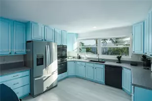 474 Peninsula Dr, Fort Pierce, FL 34946 - Photo 9