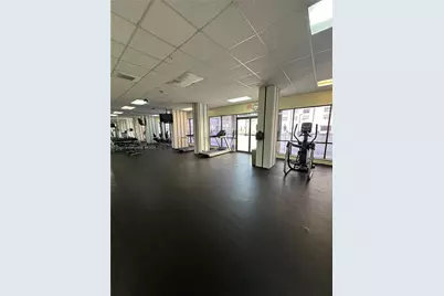 2750 NE 183rd St #PH07, Aventura, FL 33160 - Photo 9