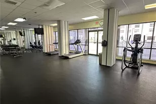 2750 NE 183rd St, Aventura, FL 33160 - Photo 9