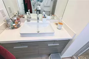 15593 NW 91st Ct, Miami Lakes, FL 33018 - Photo 37