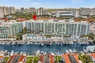 3029 NE 188th St, Aventura, FL 33180 - Photo 57