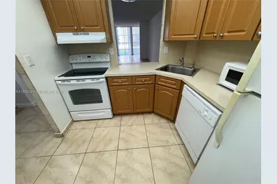 851 Three Islands Blvd #117, Hallandale Beach, FL 33009 - Photo 29