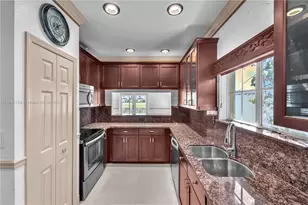 441 SE 31st Ave, Homestead, FL 33033 - Photo 9