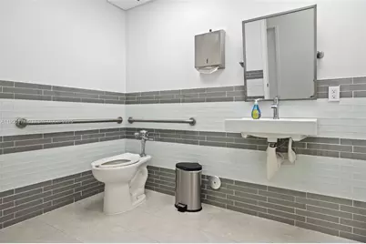 1000 Brickell Ave #1100, Miami, FL 33131 - Photo 25