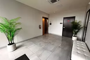 8001 NW 41st St, Doral, FL 33166 - Photo 21