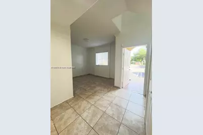 7250 NW 174th Ter #102, Hialeah, FL 33015 - Photo 3