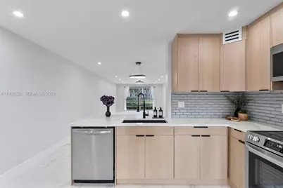 2004 Granada Dr #H1, Coconut Creek, FL 33066 - Photo 5