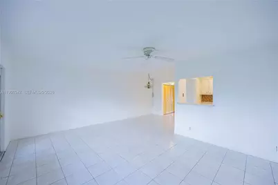 303 Preston H #303, Boca Raton, FL 33434 - Photo 5