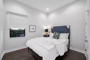 8445 E Watercrest Cir E, Parkland, FL 33076 - Photo 21