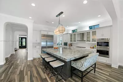 8445 E Watercrest Cir E, Parkland, FL 33076 - Photo 11