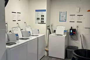 11005 SW 1st St, Sweetwater, FL 33174 - Photo 9