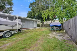 4655 Myla Ln, West Palm Beach, FL 33417 - Photo 13