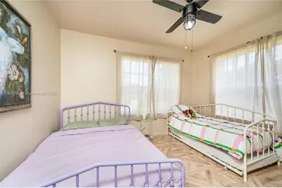 1844 NW 47th St, Miami, FL 33142 - Photo 11