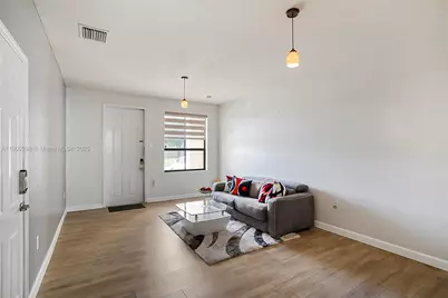 11271 SW 234th Ter, Homestead, FL 33032 - Photo 7