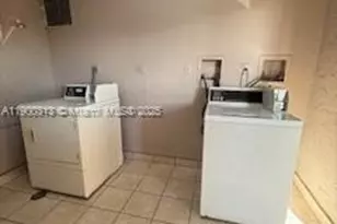 8735 Ramblewood Dr, Coral Springs, FL 33071 - Photo 25