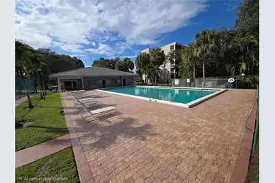 8735 Ramblewood Dr #413, Coral Springs, FL 33071 - Photo 7