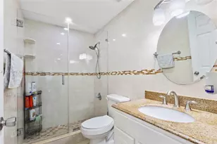 5665 W 20th Ave, Hialeah, FL 33012 - Photo 15