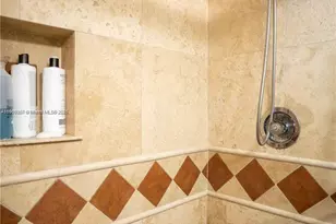 15805 W Waterside Cir, Sunrise, FL 33326 - Photo 23