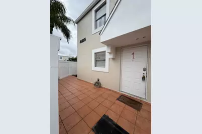 4515 SW 68th Ct Cir #1, Miami, FL 33155 - Photo 3