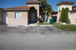 9307 NW 121st St, Hialeah Gardens, FL 33018 - Photo 1