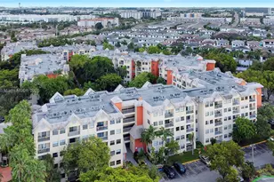 8160 Geneva Ct, Doral, FL 33166 - Photo 3