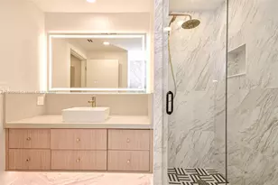 10101 Collins Ave, Bal Harbour, FL 33154 - Photo 11
