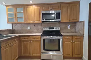 5880 Collins Ave, Miami Beach, FL 33140 - Photo 5