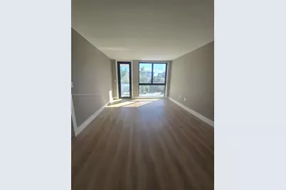 9800 W Bay Harbor Dr #305, Bay Harbor Islands, FL 33154 - Photo 11