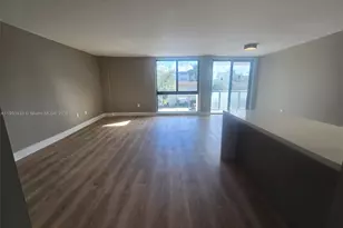 9800 W Bay Harbor Dr, Bay Harbor Islands, FL 33154 - Photo 1