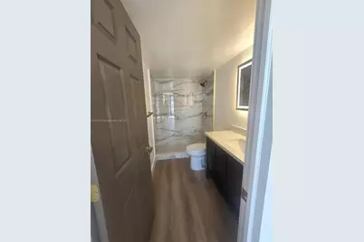 9800 W Bay Harbor Dr #305, Bay Harbor Islands, FL 33154 - Photo 13